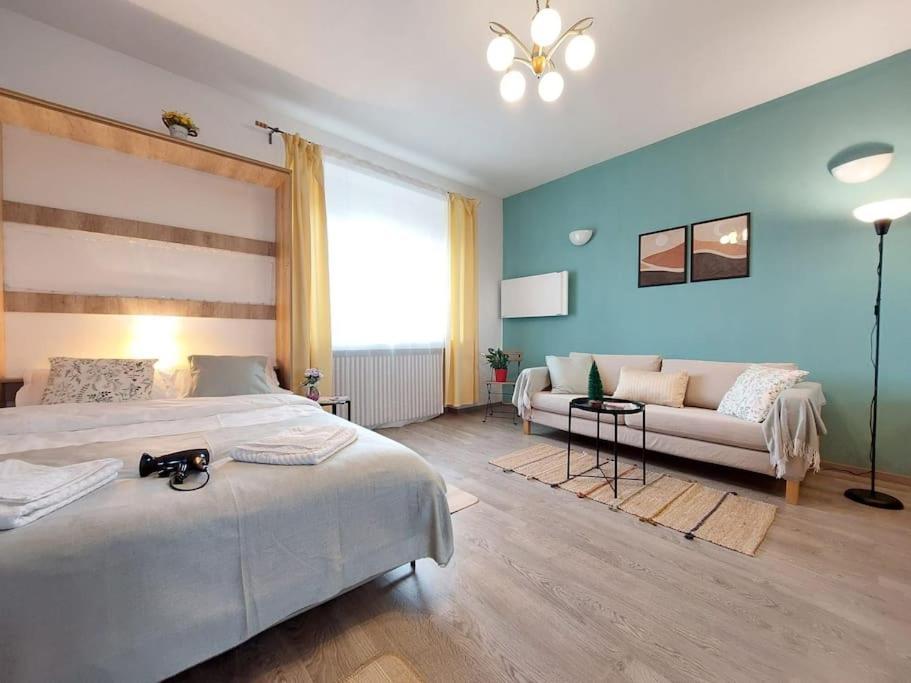 Sweet Dreams Suites Panoramic Studio Zodiac Dorobanti Бухарест Экстерьер фото